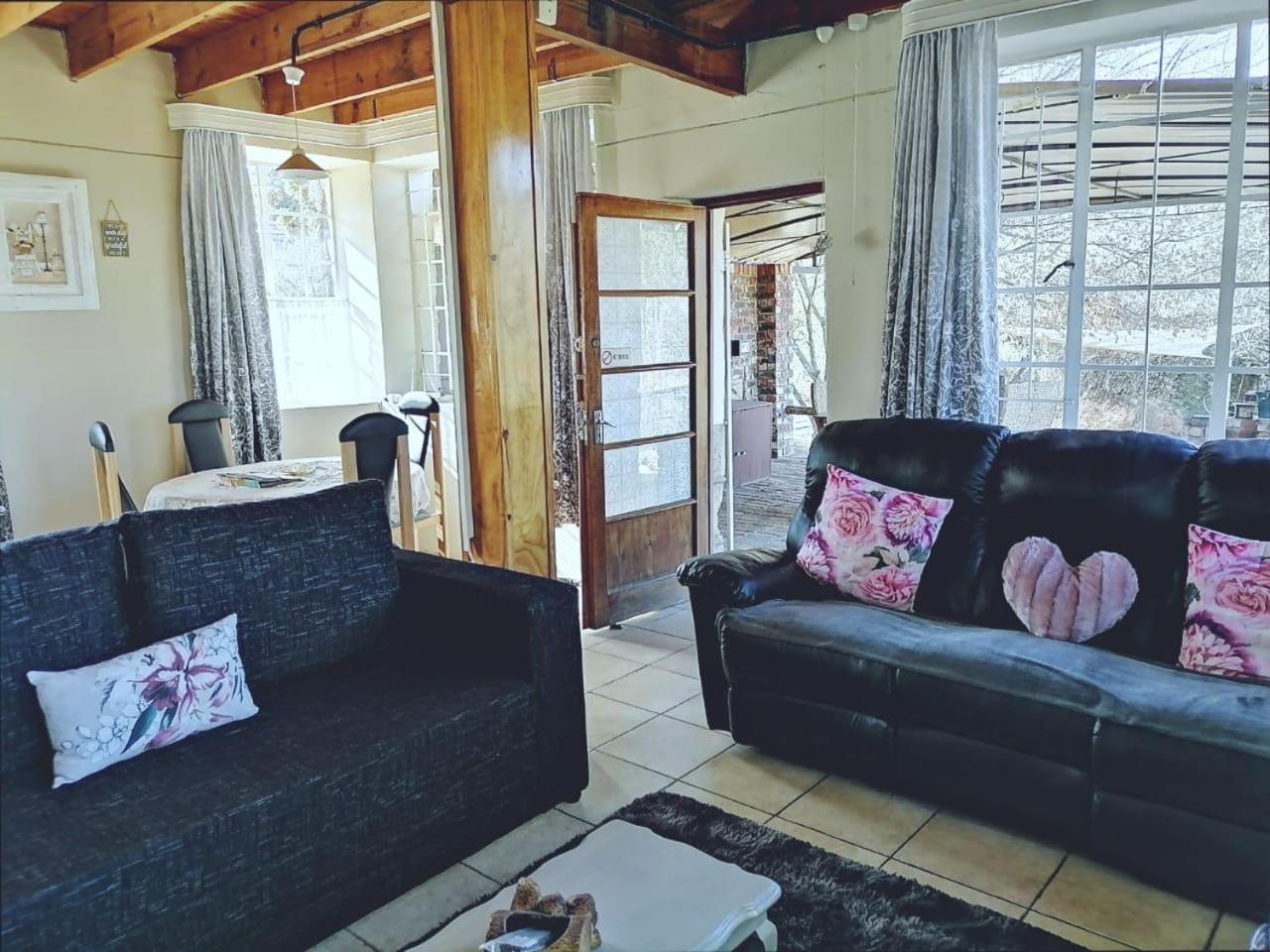 Gentle Presence Cottages Clarens Exterior photo
